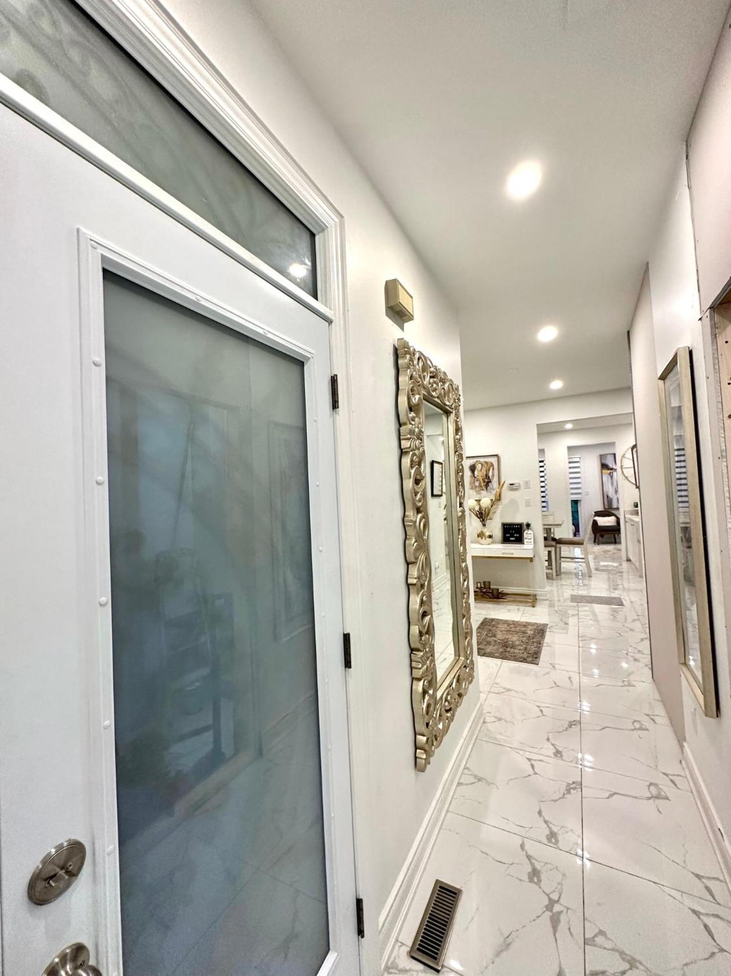 Luxury Home In Toronto Миссиссага Экстерьер фото