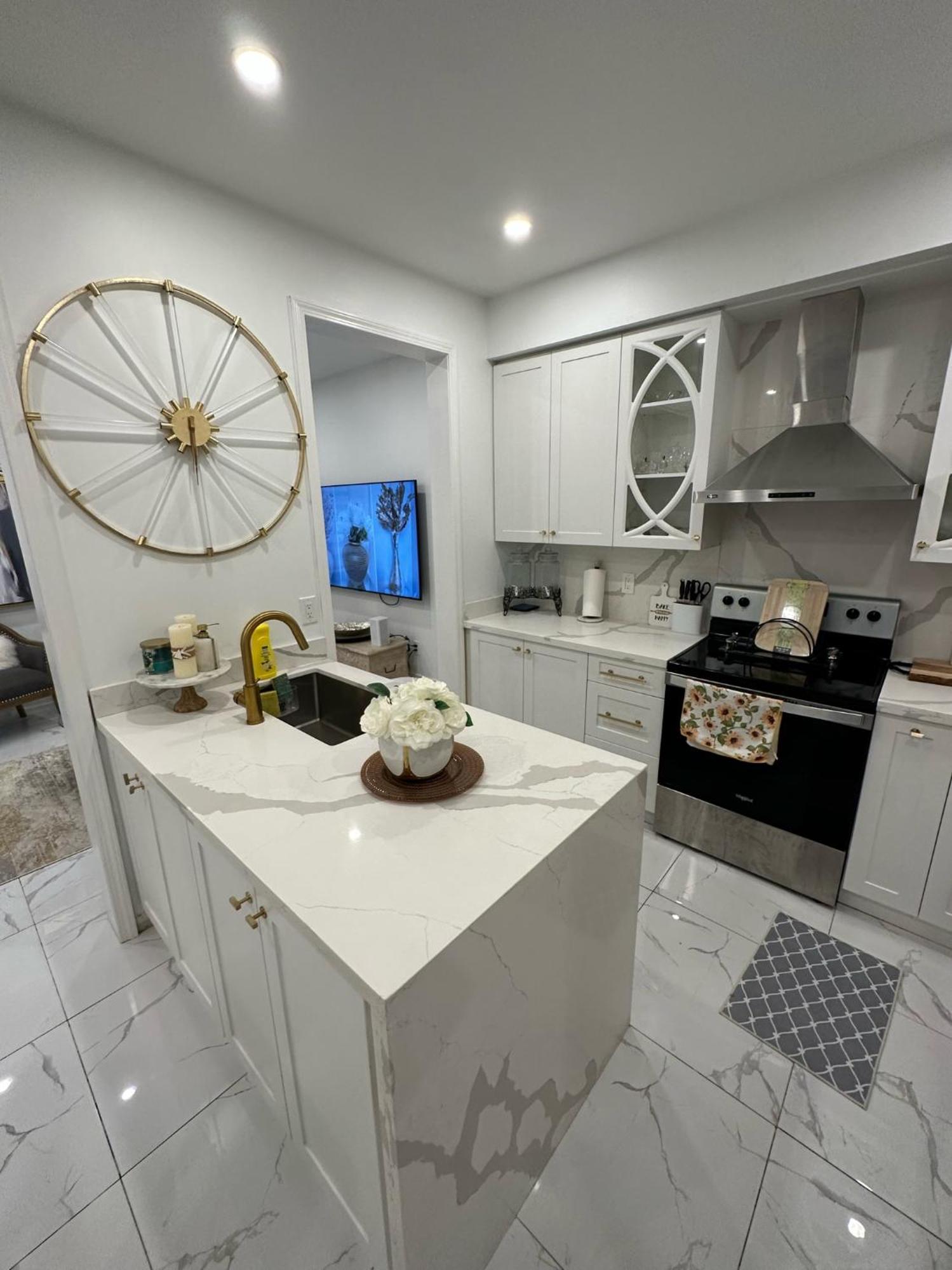 Luxury Home In Toronto Миссиссага Экстерьер фото