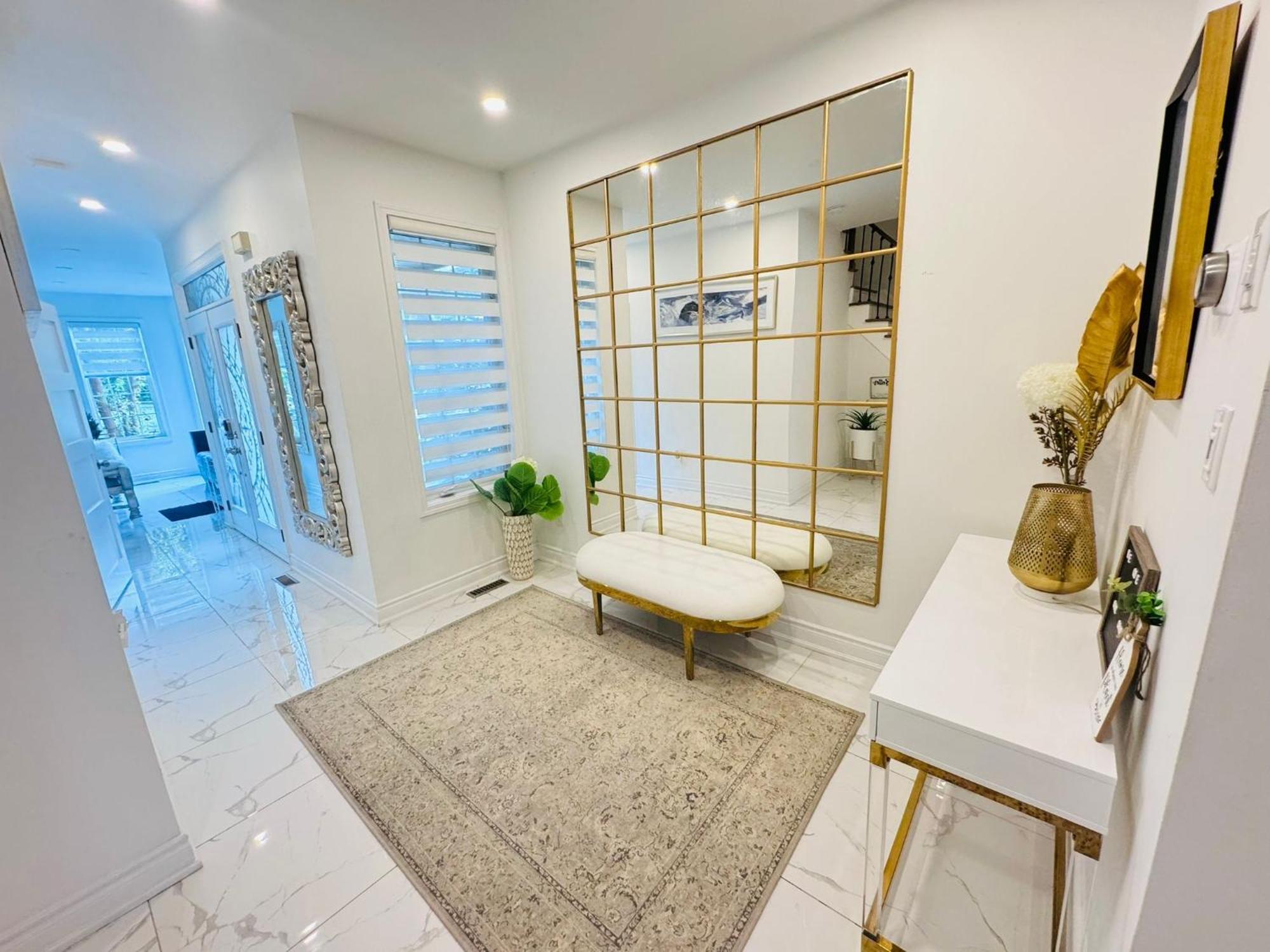 Luxury Home In Toronto Миссиссага Экстерьер фото